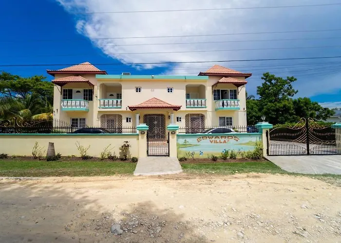 Spacious In Near Villa Runaway Bay